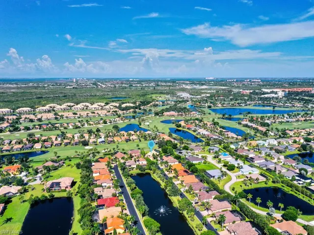 8844  Tropical  CT, Fort Myers, FL 33908