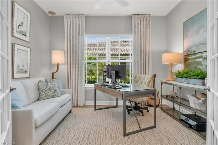 9614  Campanile  CIR, Naples, FL 34114