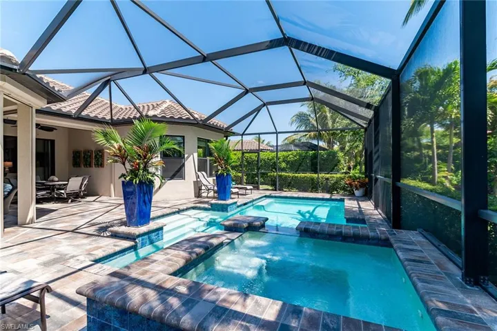 9614  Campanile  CIR, Naples, FL 34114