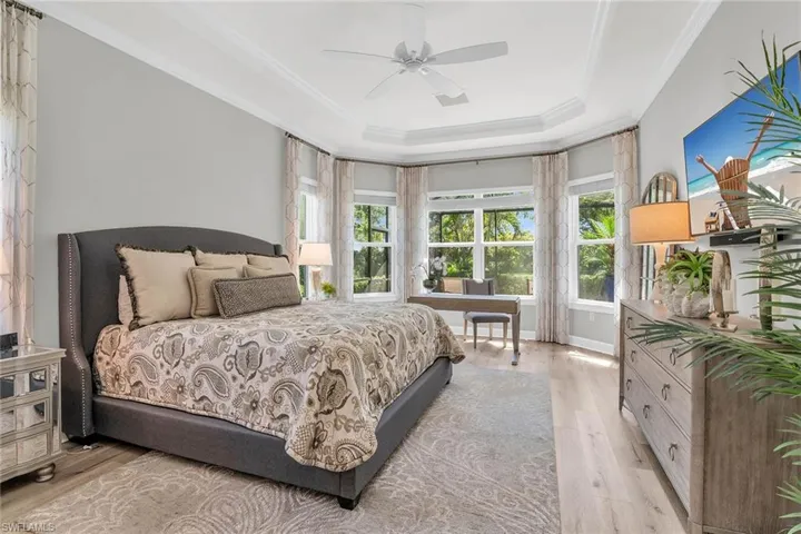 9614  Campanile  CIR, Naples, FL 34114