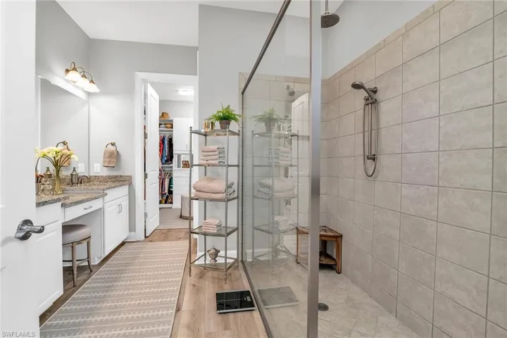 9614  Campanile  CIR, Naples, FL 34114