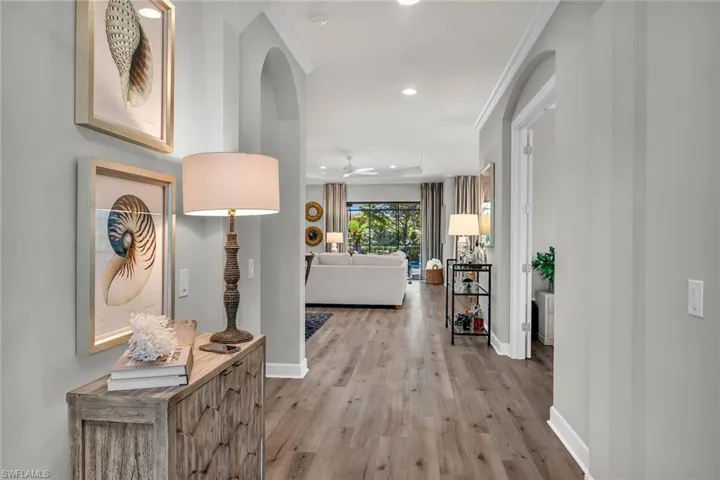 9614  Campanile  CIR, Naples, FL 34114
