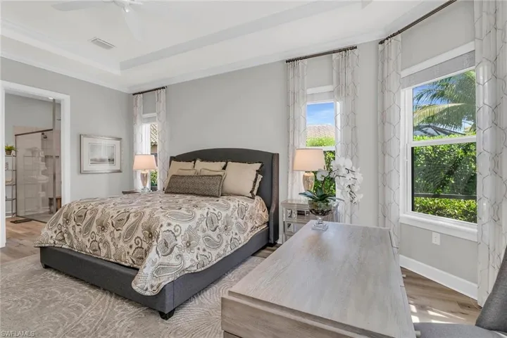 9614  Campanile  CIR, Naples, FL 34114