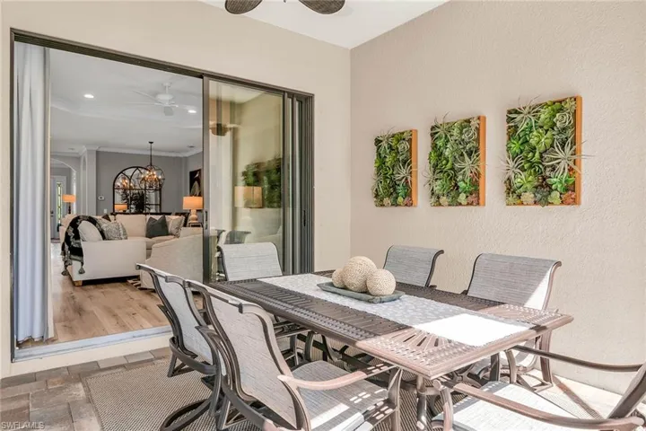 9614  Campanile  CIR, Naples, FL 34114