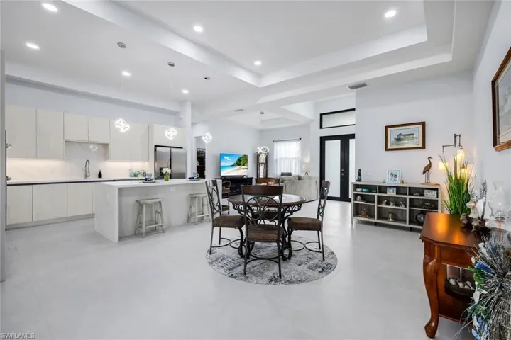 4234 27th Ave Ne, Naples, Florida 34120