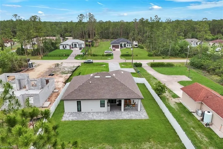 4234 27th Ave Ne, Naples, Florida 34120