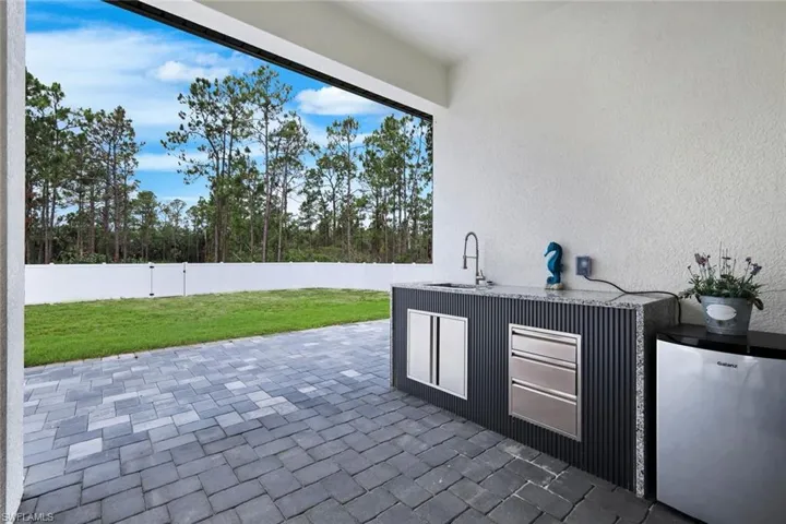 4234 27th Ave Ne, Naples, Florida 34120