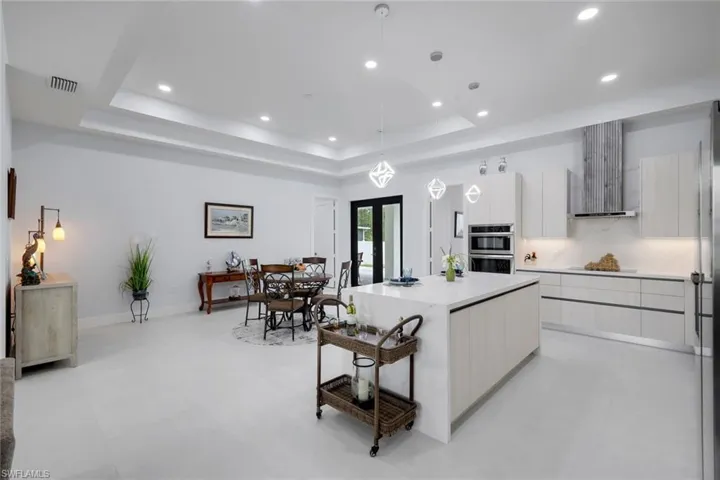 4234 27th Ave Ne, Naples, Florida 34120