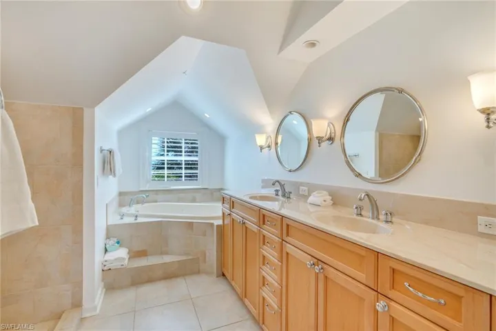 128  Useppa  , Useppa Island, FL 33924