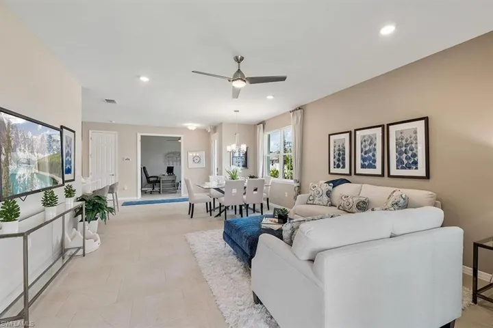 918  Enbrook  LOOP, Naples, FL 34114