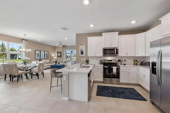 918  Enbrook  LOOP, Naples, FL 34114