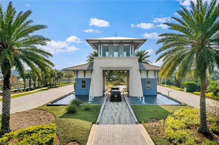 View of front of property featuring stucco siding