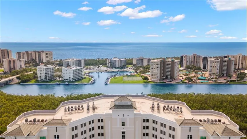 325  Dunes  BLVD, Naples, FL 34110