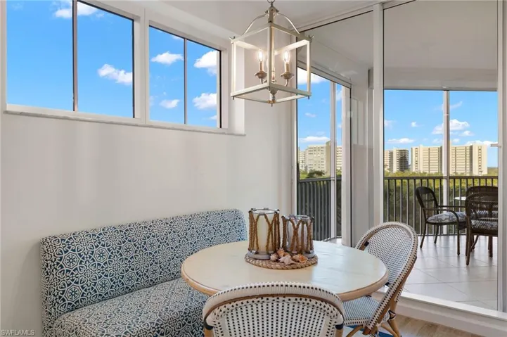 Breakfast Nook