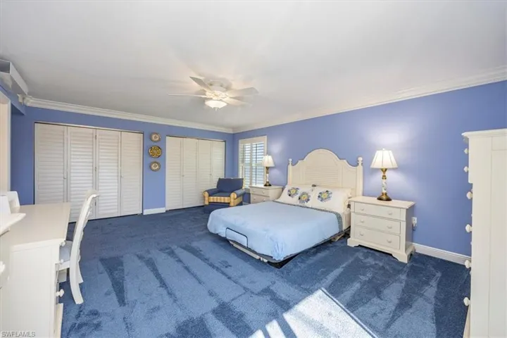 1275  Gulf Shore N BLVD, Naples, FL 34102