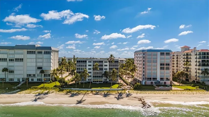 1275  Gulf Shore N BLVD, Naples, FL 34102