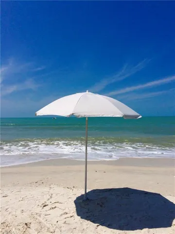 BEACH NAPLES