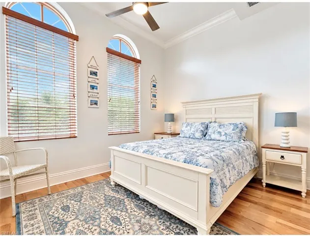 Guest Room Queen Bed