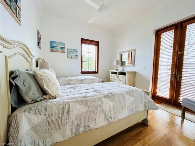 Guest Room Twin Beds