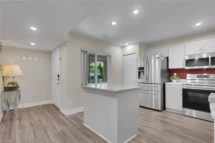9900 Sunset Cove Ln 117, Fort Myers, Florida 33919