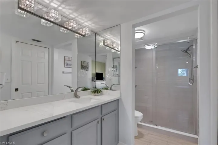 9900 Sunset Cove Ln 117, Fort Myers, Florida 33919