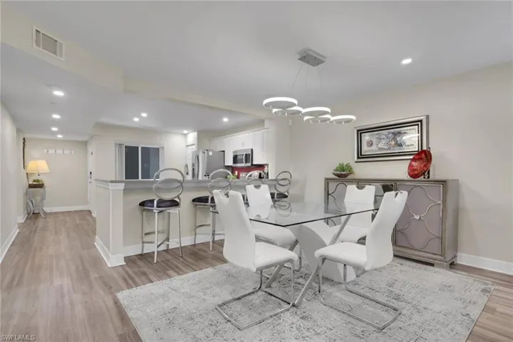 9900 Sunset Cove Ln 117, Fort Myers, Florida 33919