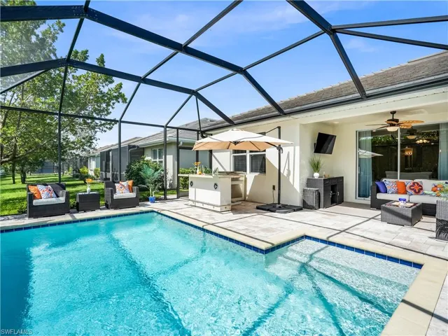 14695 Edgewater Cir, Naples, Florida 34114