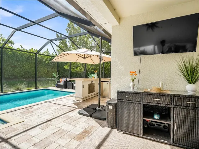 14695 Edgewater Cir, Naples, Florida 34114