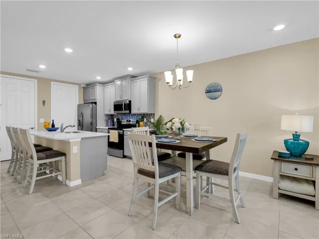 14695 Edgewater Cir, Naples, Florida 34114