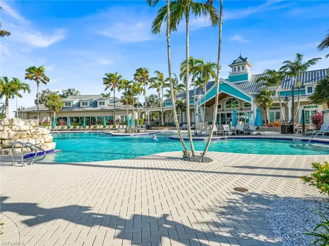 14695 Edgewater Cir, Naples, Florida 34114