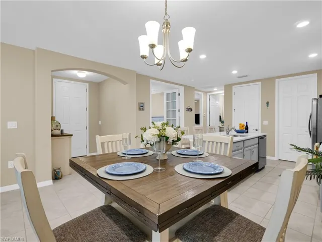 14695 Edgewater Cir, Naples, Florida 34114