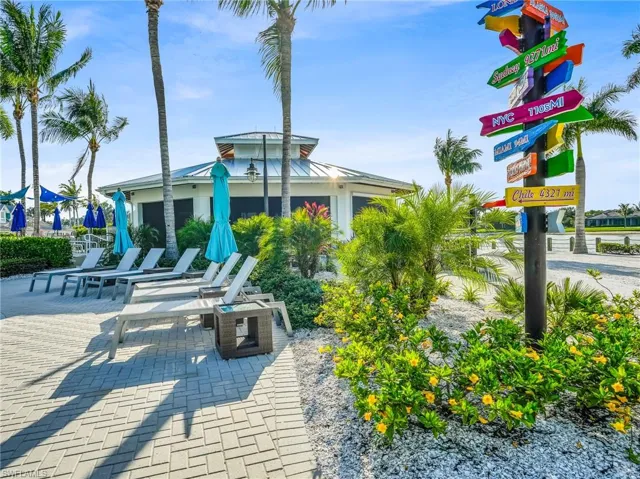 14695 Edgewater Cir, Naples, Florida 34114