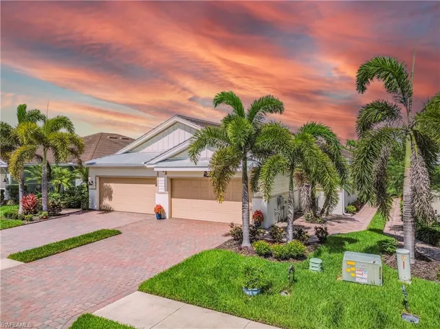 14695 Edgewater Cir, Naples, Florida 34114