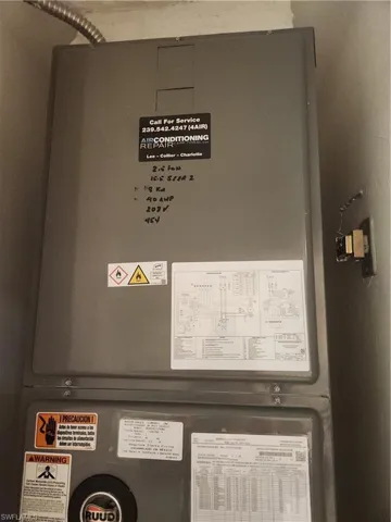 Detailed view of heating unit