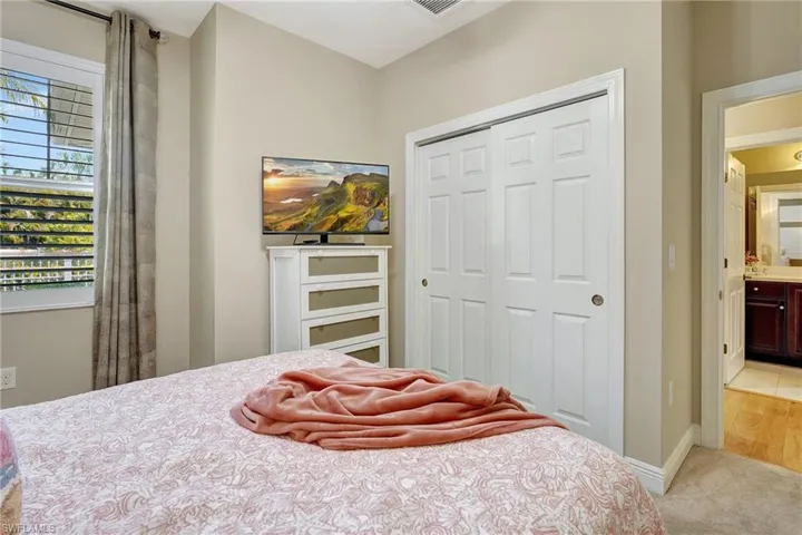 13330  Kent  ST, Naples, FL 34109