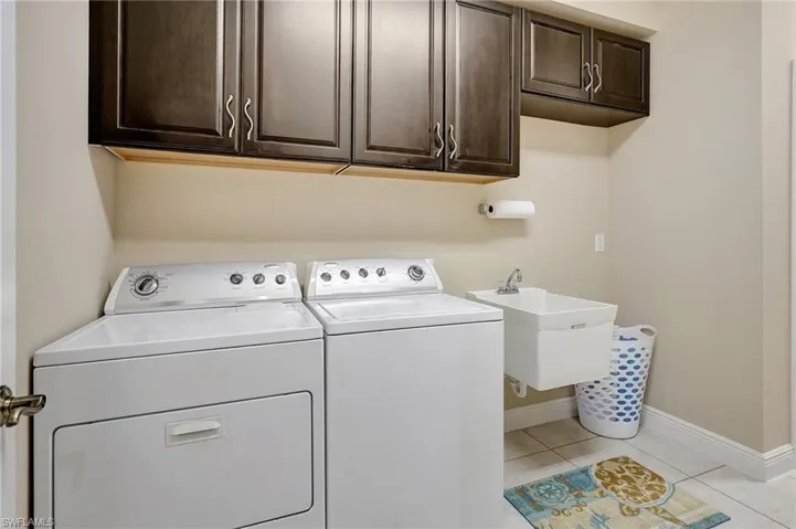 13330  Kent  ST, Naples, FL 34109