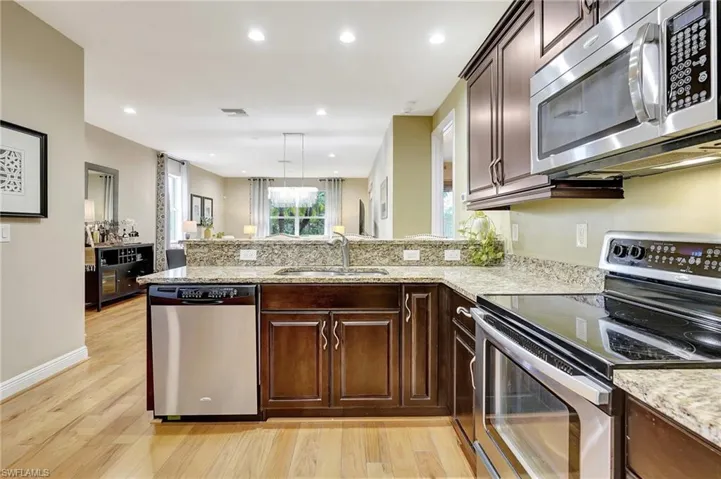 13330  Kent  ST, Naples, FL 34109