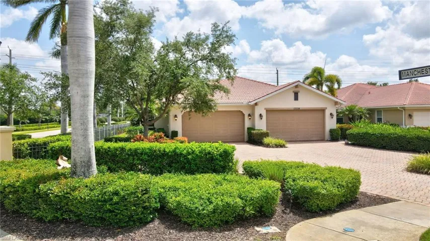 13330  Kent  ST, Naples, FL 34109