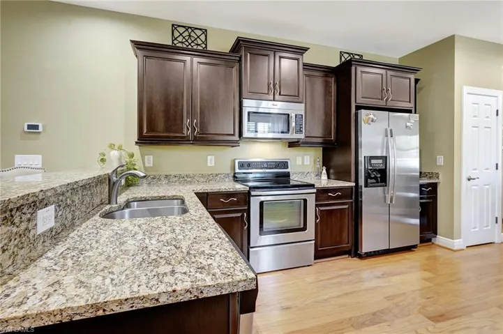 13330  Kent  ST, Naples, FL 34109