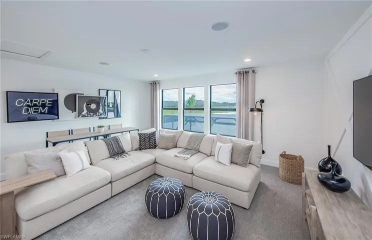 Photo of furnished model, options may vary.