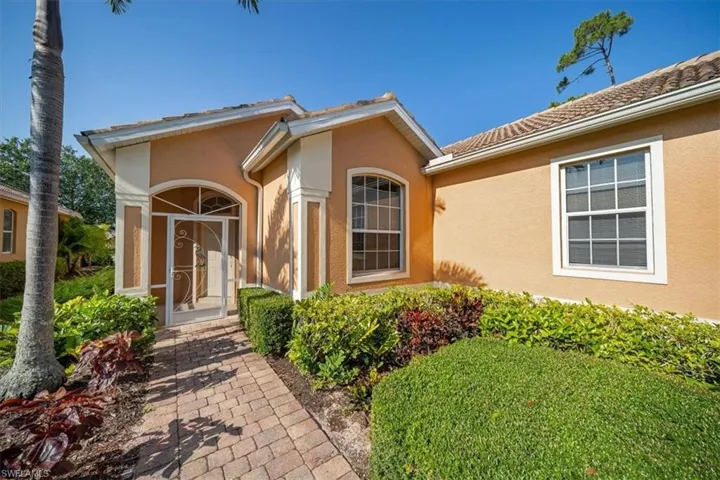 15476  Cortona  WAY, Naples, FL 34120