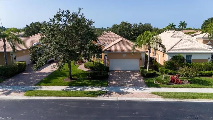 15476  Cortona  WAY, Naples, FL 34120