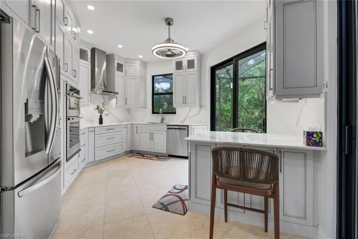 12991  Beacon Cove  LN, Fort Myers, FL 33919