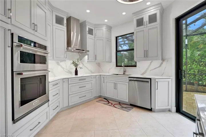 12991  Beacon Cove  LN, Fort Myers, FL 33919