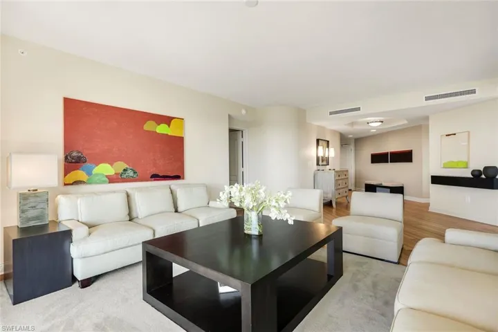 Comfort and sophistication - yes, you can have both!