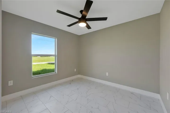 1801 Ne 27th St, Cape Coral, Florida 33909