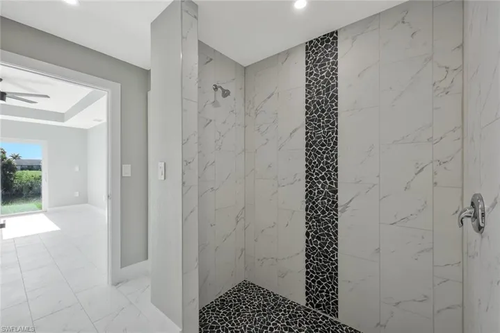 1801 Ne 27th St, Cape Coral, Florida 33909