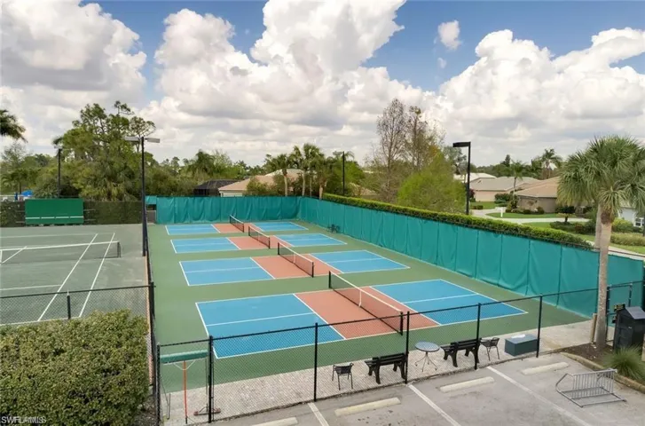 9470  Old Hickory  CIR, Fort Myers, FL 33912