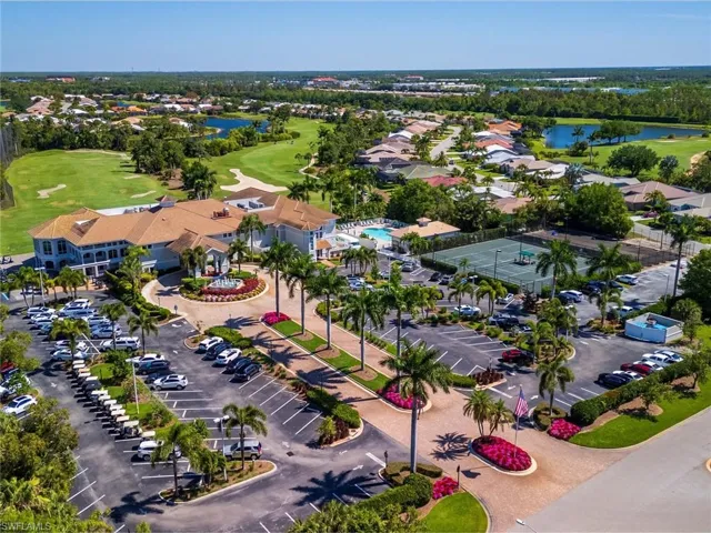 9470  Old Hickory  CIR, Fort Myers, FL 33912