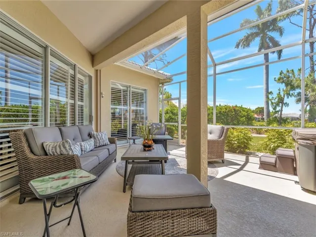 9470  Old Hickory  CIR, Fort Myers, FL 33912